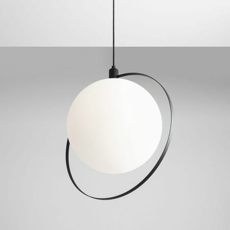 Lampa wisząca Aura czarna metalowa obręcz biały szklany matowy klosz styl nowoczesny
