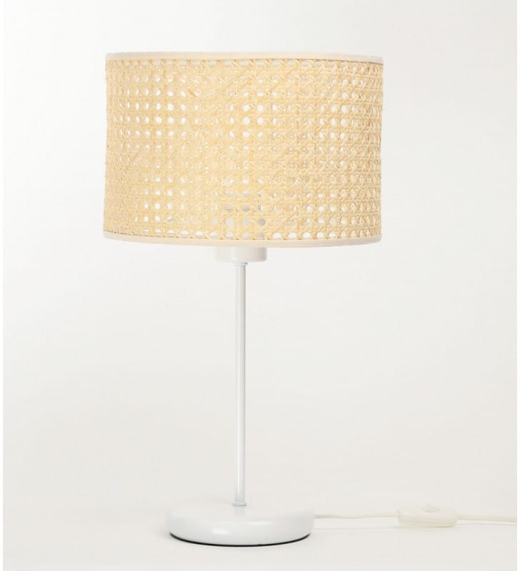 Lampa stołowa z rattanu Rotang biała podstawa do salonu sypialni na komodę stolik nocny
