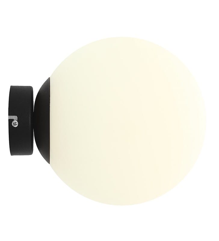 Okrągła ścienna lampa Ball okrągły biały klosz czarne wykończenie