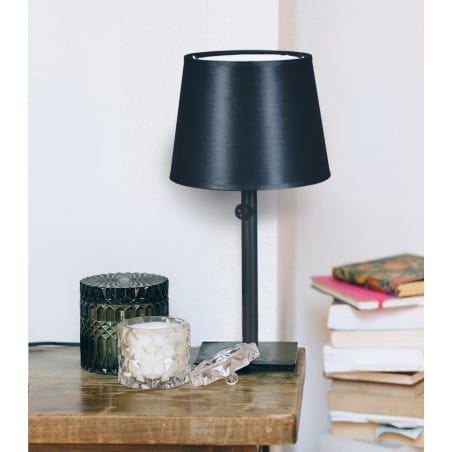 Czarna lampa stołowa Esseo abażur stożek włącznik na lampie do sypialni przy łóżku