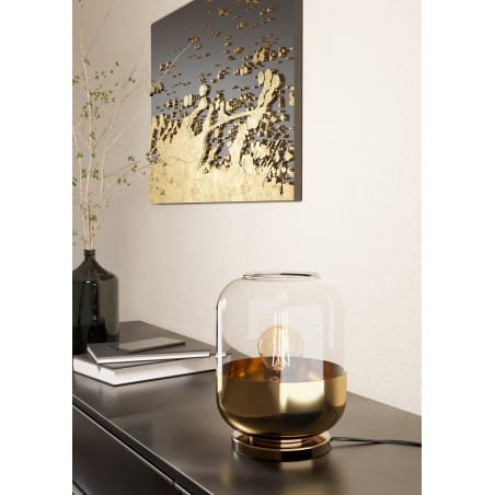 Szklana niska lampa stołowa Maryvilla połączenie bezbarwnego szkła ze złotem