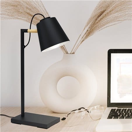 Metalowa czarna lampa stołowa Lacey w stylu loftowym włącznik na przewodzie ruchomy klosz